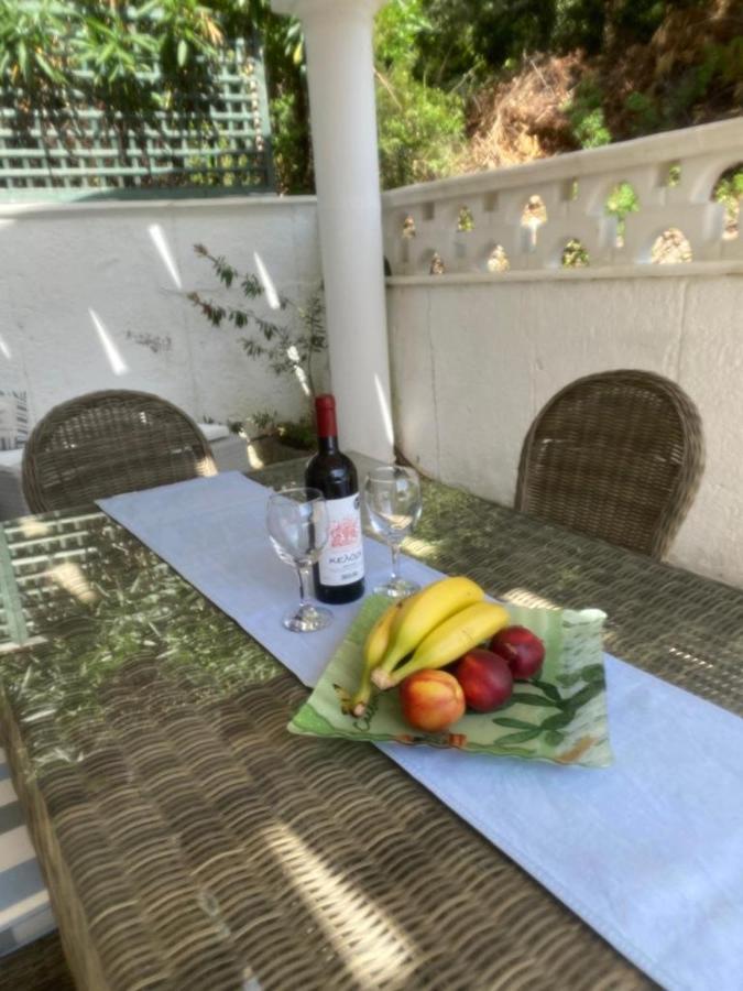 Villa Ampelaki "30 Meters To Beach" Paleokasztríca Kültér fotó